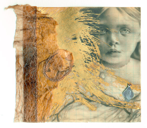     crayon graphite / papier paraffin&eacute; / lunaire - 13 x 14 cm